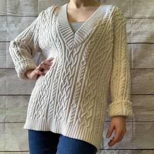 Fisherman cableknit deep v sweater XL